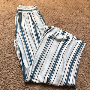 Surf gypsy size medium pants